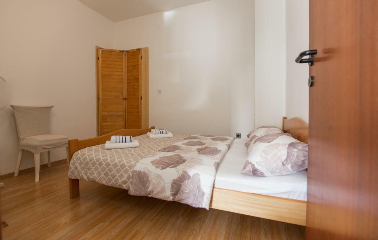 Studio Apartment By The Sea Sibenik Exterior photo